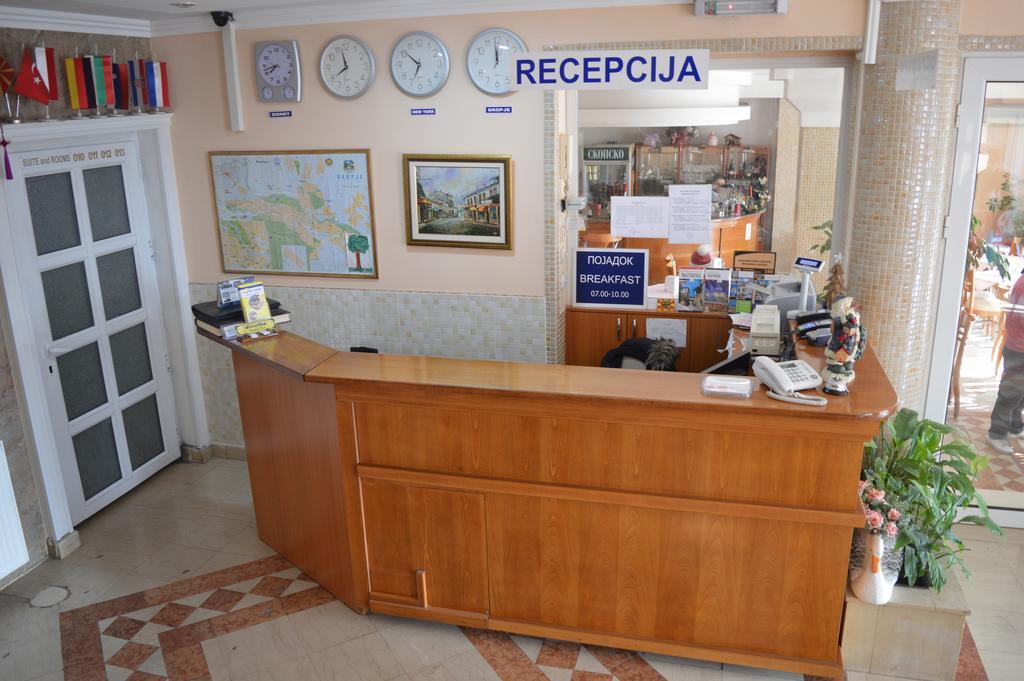 Vip Hotel Skopje - New Management ภายนอก รูปภาพ