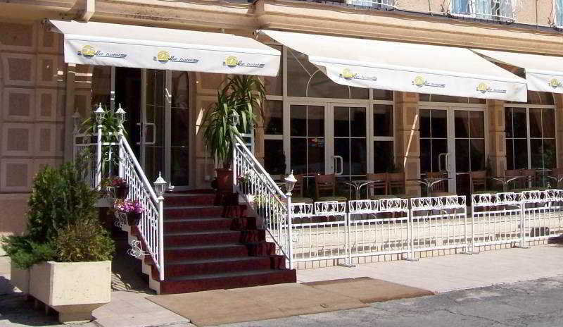 Vip Hotel Skopje - New Management ภายนอก รูปภาพ